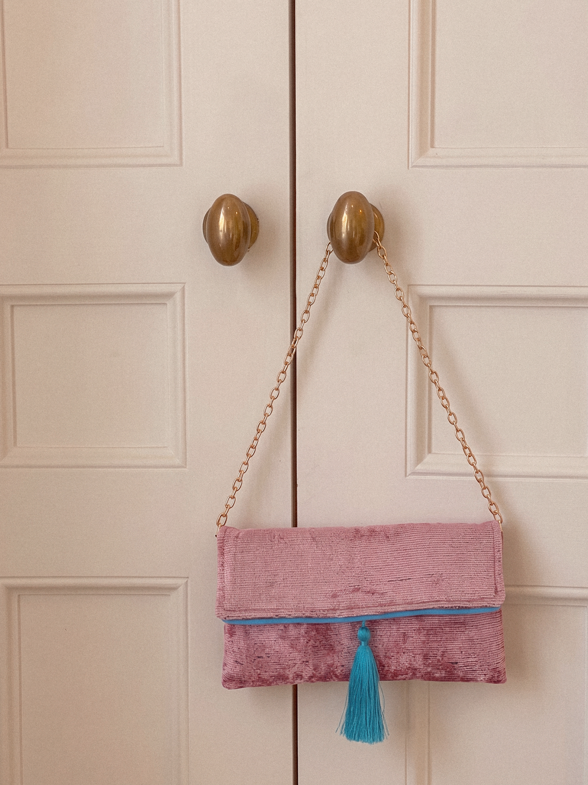 Ikat Clutch