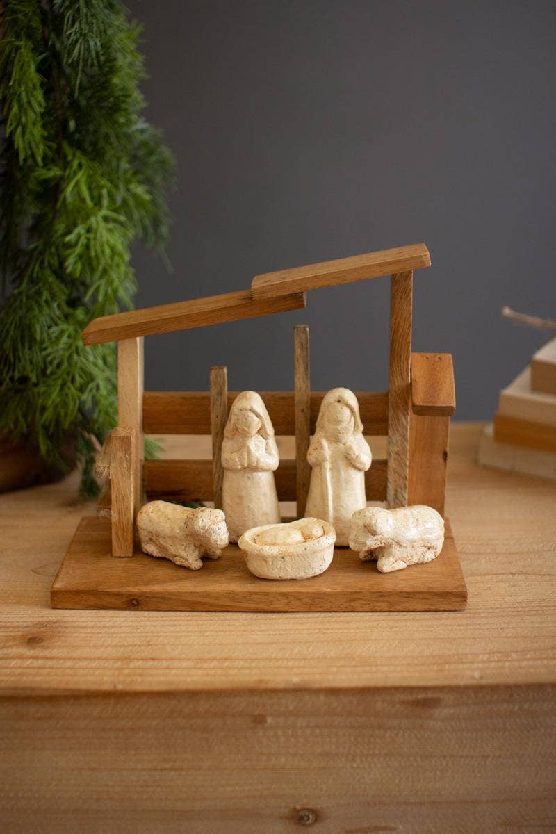 WOODEN NATIVITY WITH PAPER MACHE FIGURES: Brown / Driftwood/Clay / 9" x 4" x 7.5"t