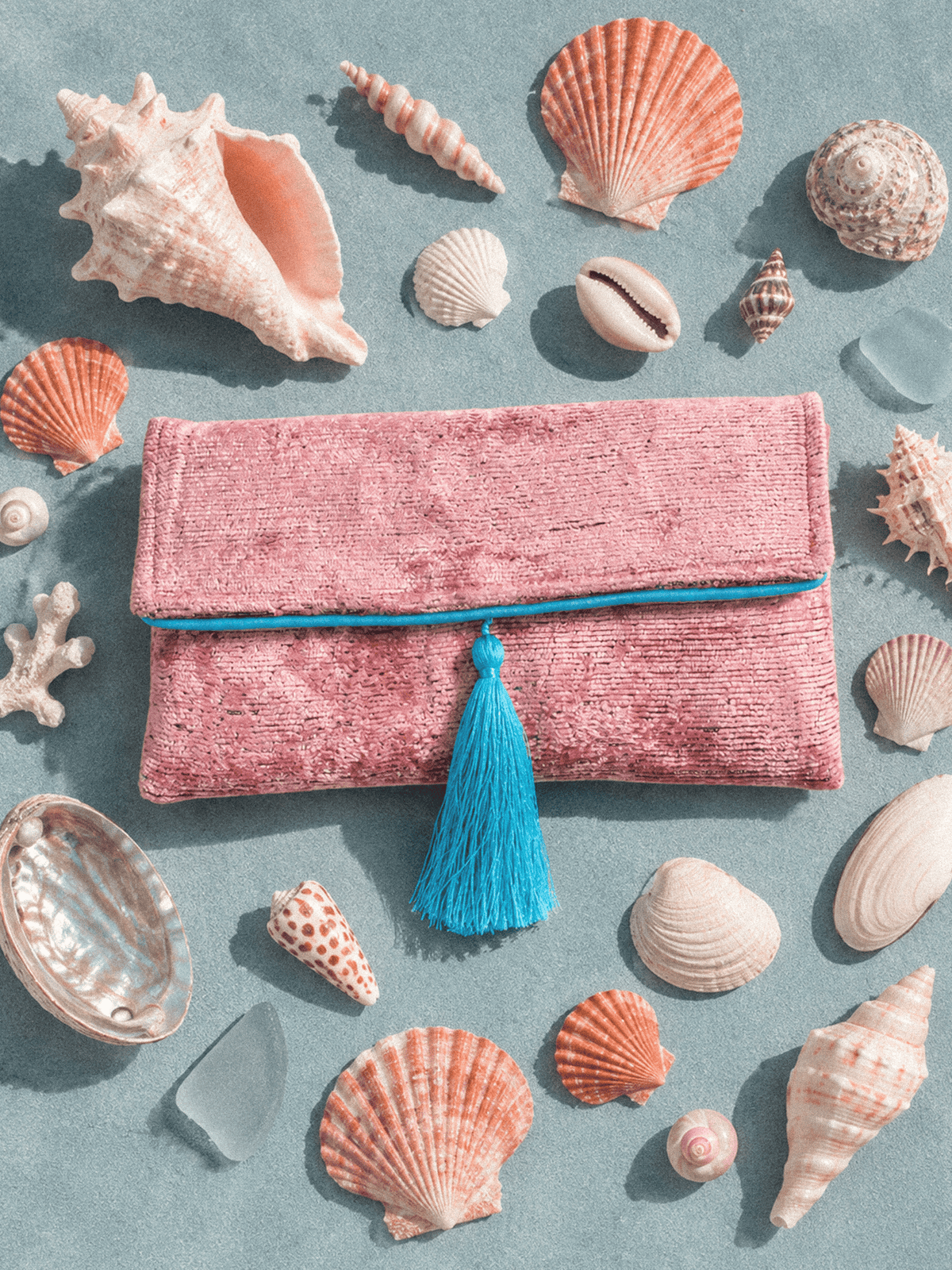 Ikat Clutch