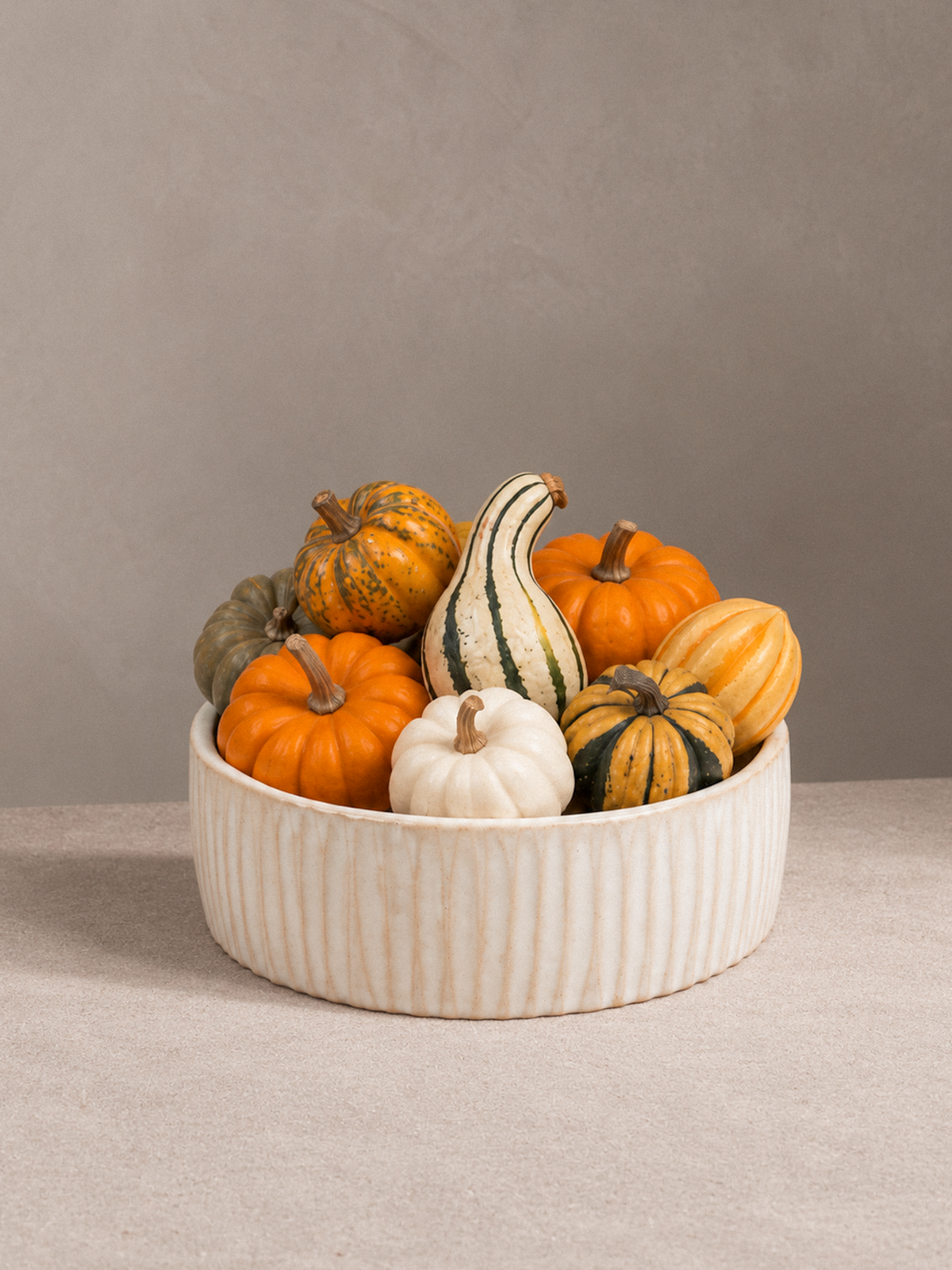Ribbed Serving Bowl